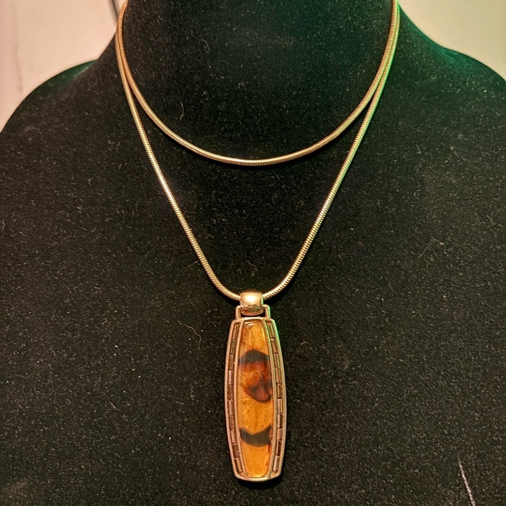Gold tone Stainless steel snake chain with tiger eye pendant